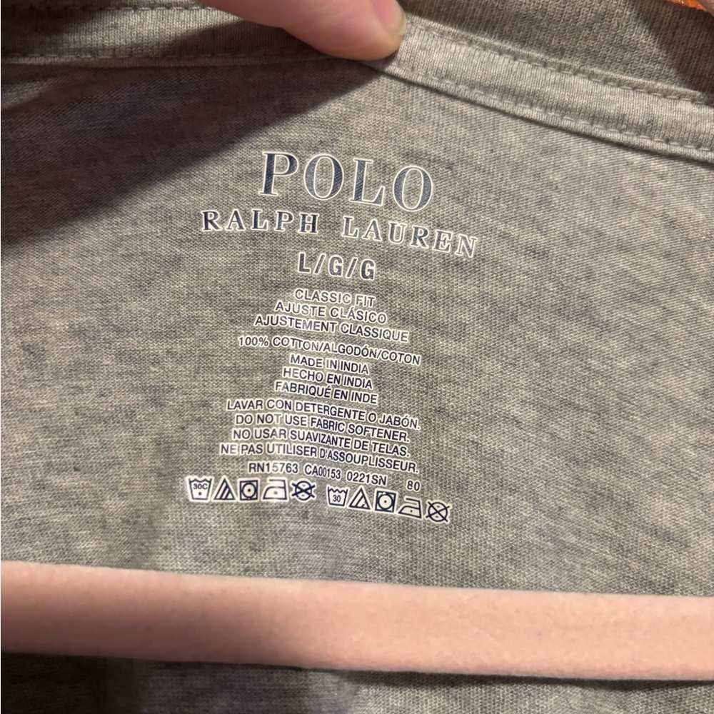 POLO RALPH LAUREN Gray V-Neck Men's Classic Fit T-Shirt Size Large - Picture 3 of 4